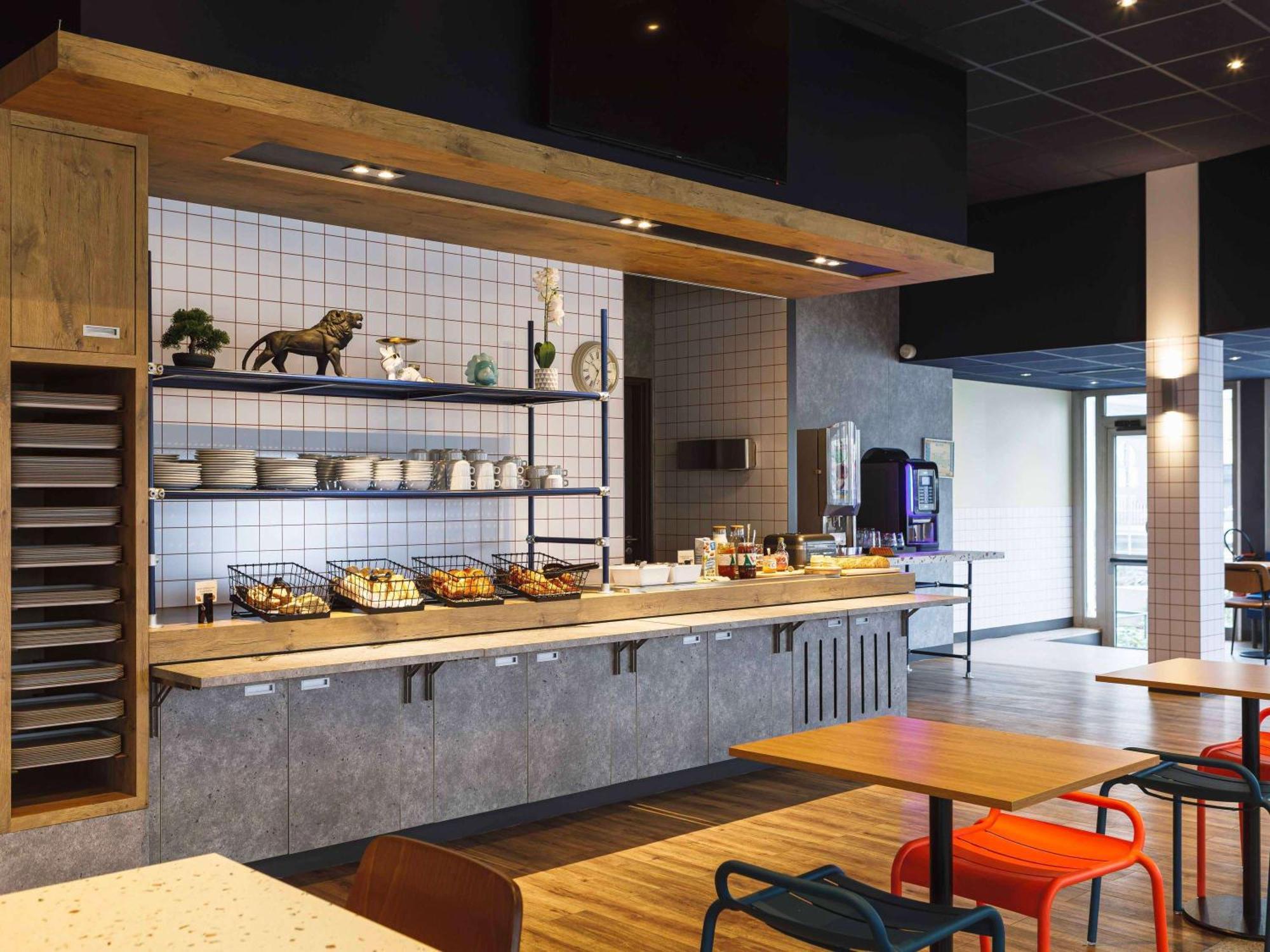 Ibis Budget Lyon วีเลอร์บาน ภายนอก รูปภาพ