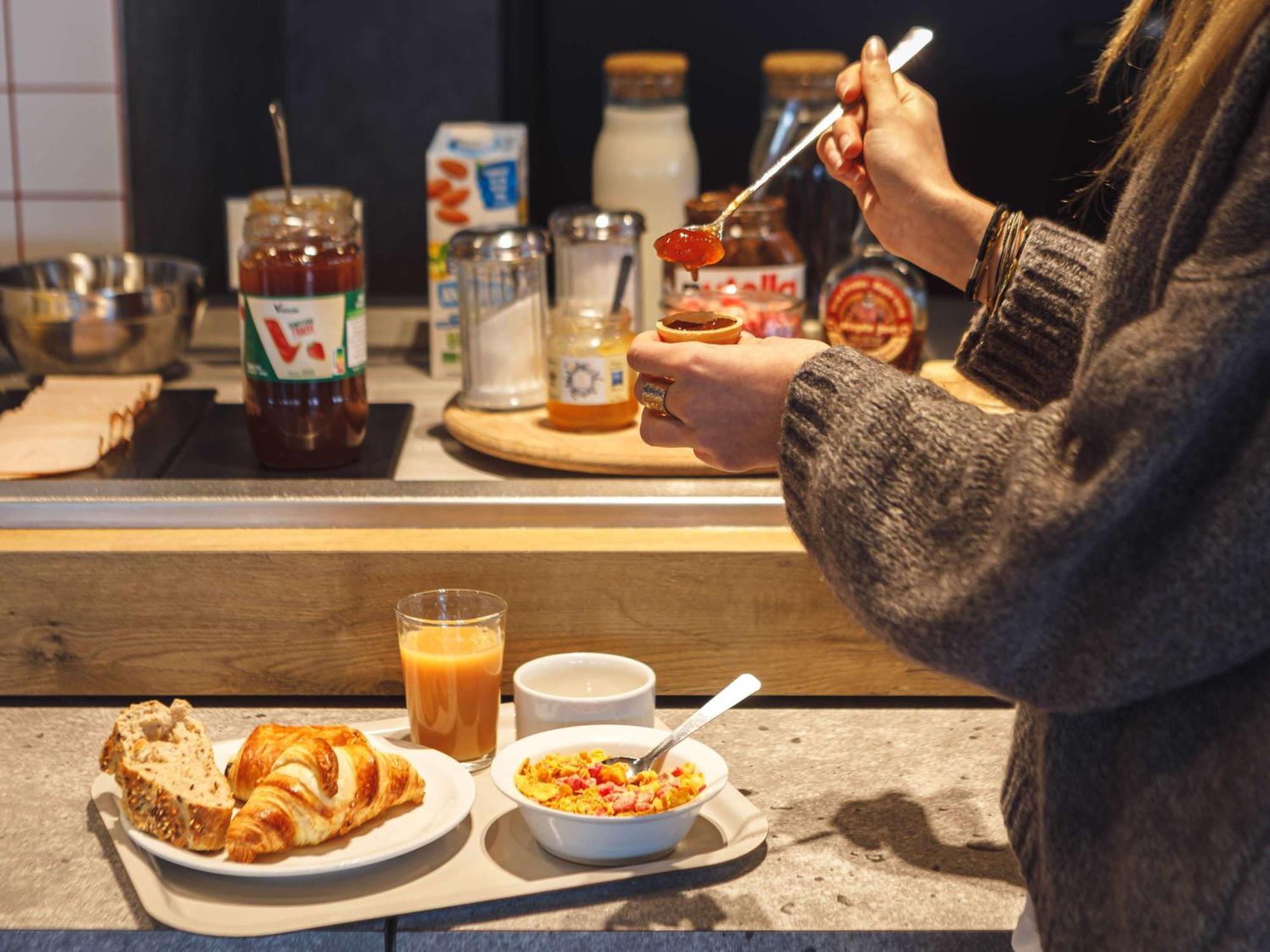 Ibis Budget Lyon วีเลอร์บาน ภายนอก รูปภาพ