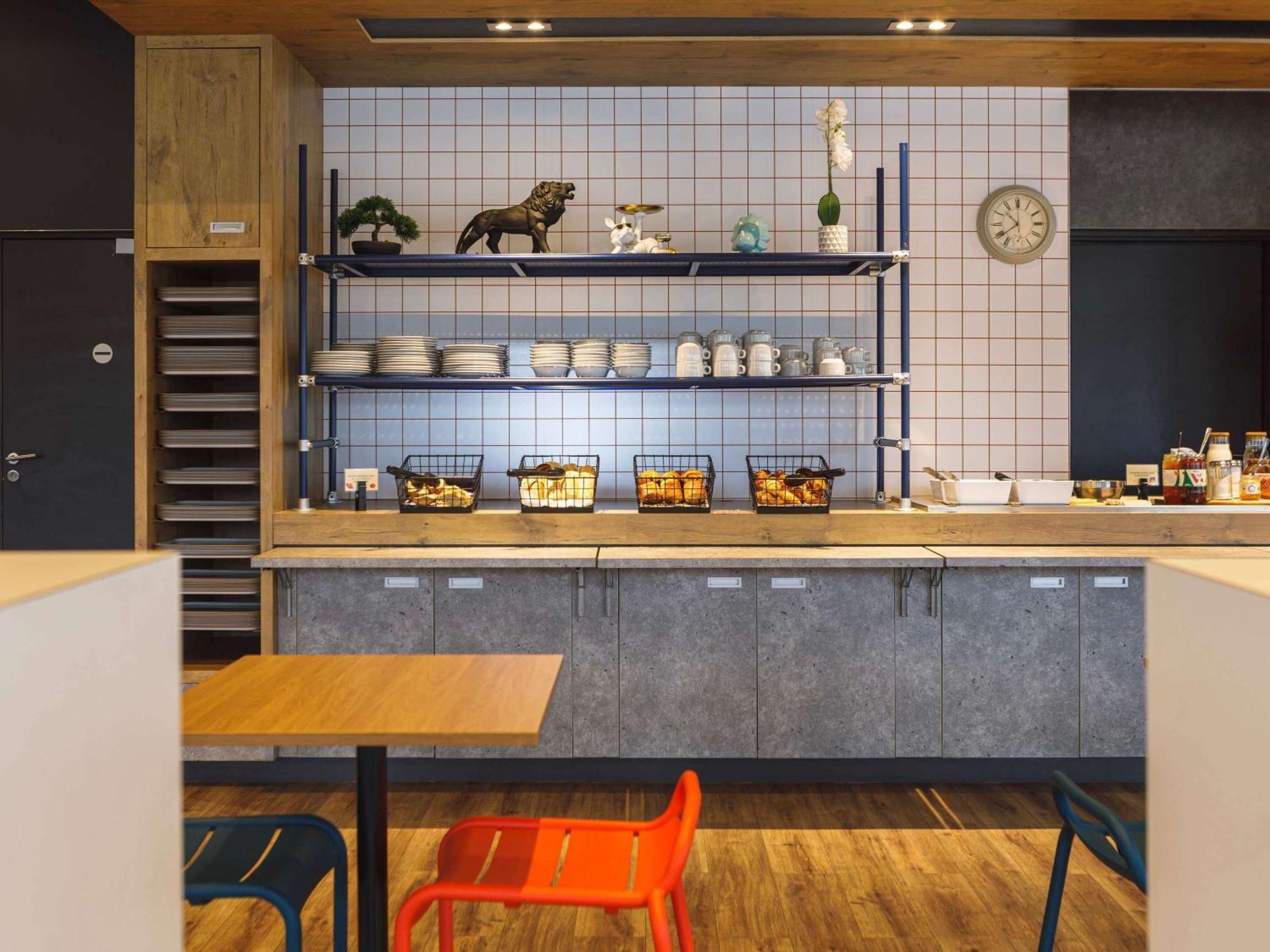 Ibis Budget Lyon วีเลอร์บาน ภายนอก รูปภาพ